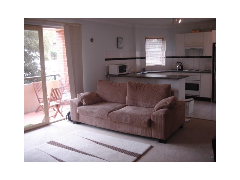 1/494-496 President Avenue, Kirrawee NSW 2232