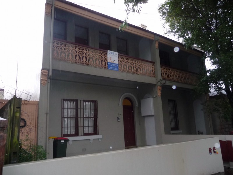2/92 Swanson Street, Erskineville NSW 2043