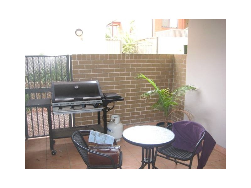 2/39-41 Hornsey Road, Homebush West NSW 2140