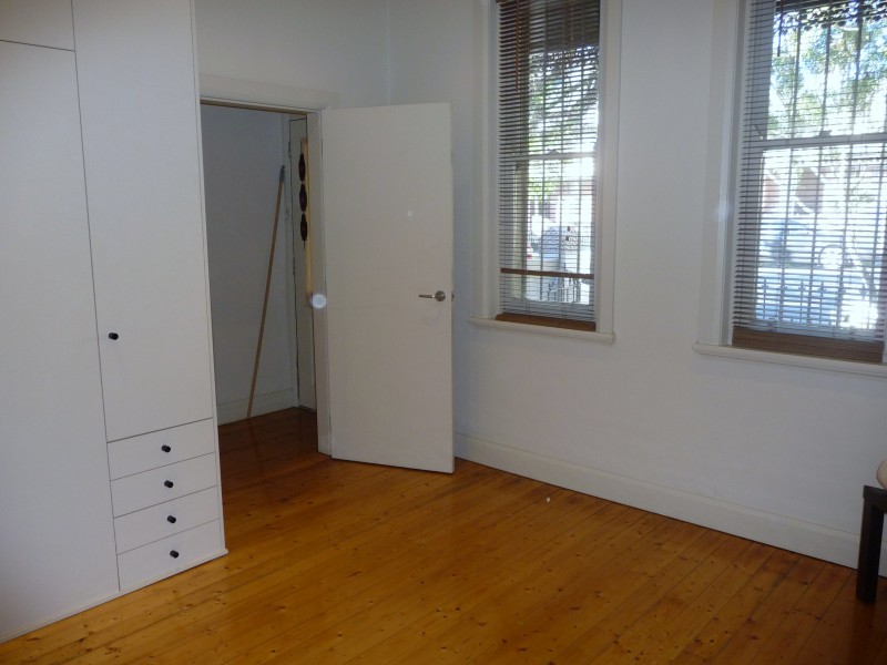 35 Kingston Road, Camperdown NSW 2050