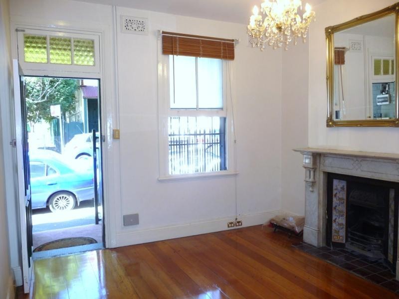 4 Thomas Street, Darlington NSW 2008