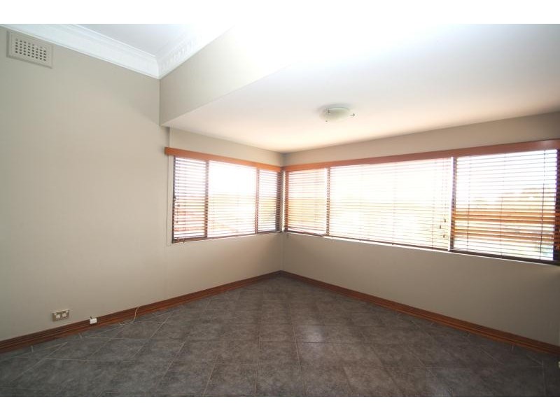 19 Godfrey Street, Banksia NSW 2216