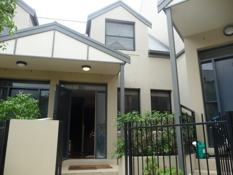 13/15-23 Knight Street, Erskineville NSW 2043