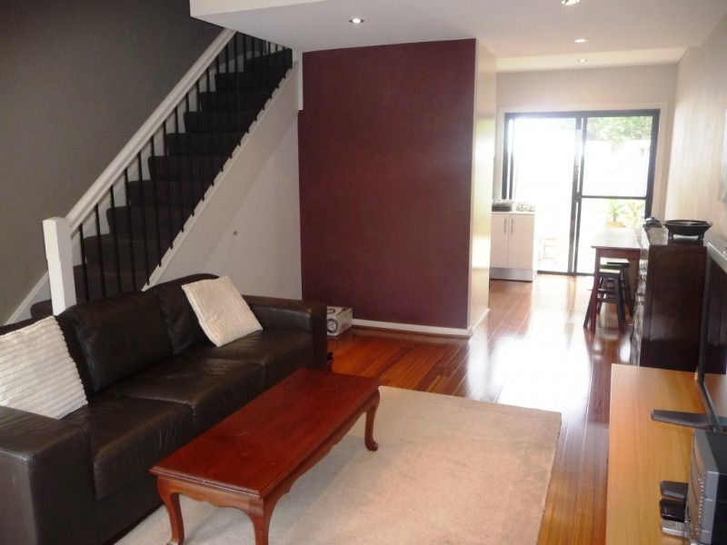 13/15-23 Knight Street, Erskineville NSW 2043