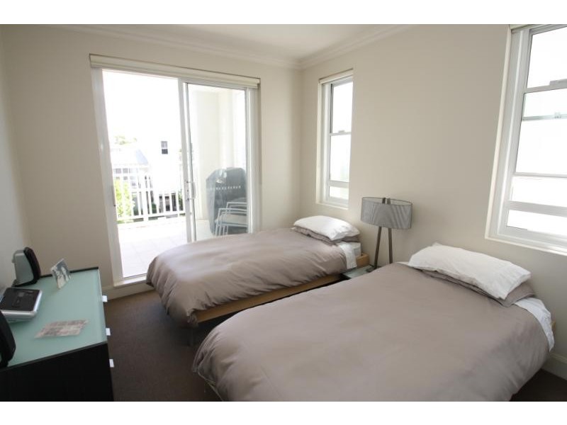 32/1 Juniper Drive, Breakfast Point NSW 2137