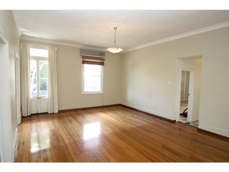 32A Colbourne Avenue, Glebe NSW 2037