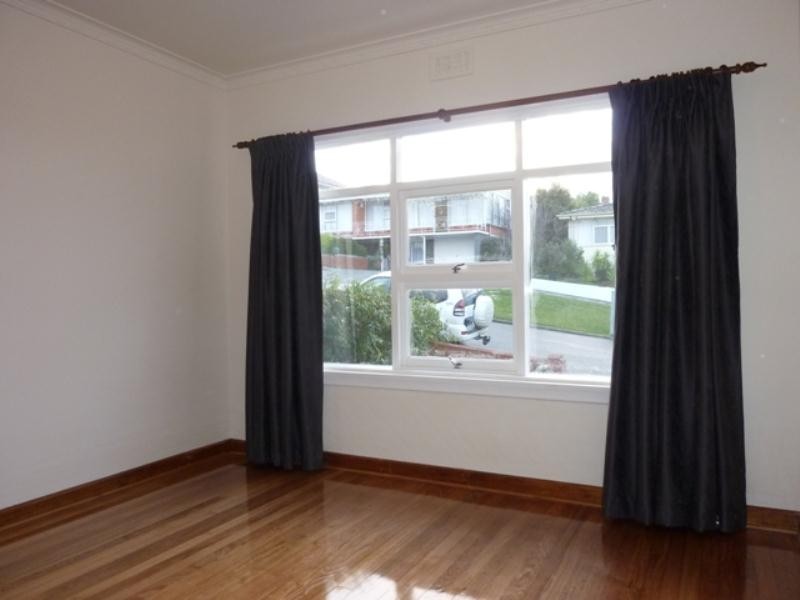 Kings Meadows TAS 7249