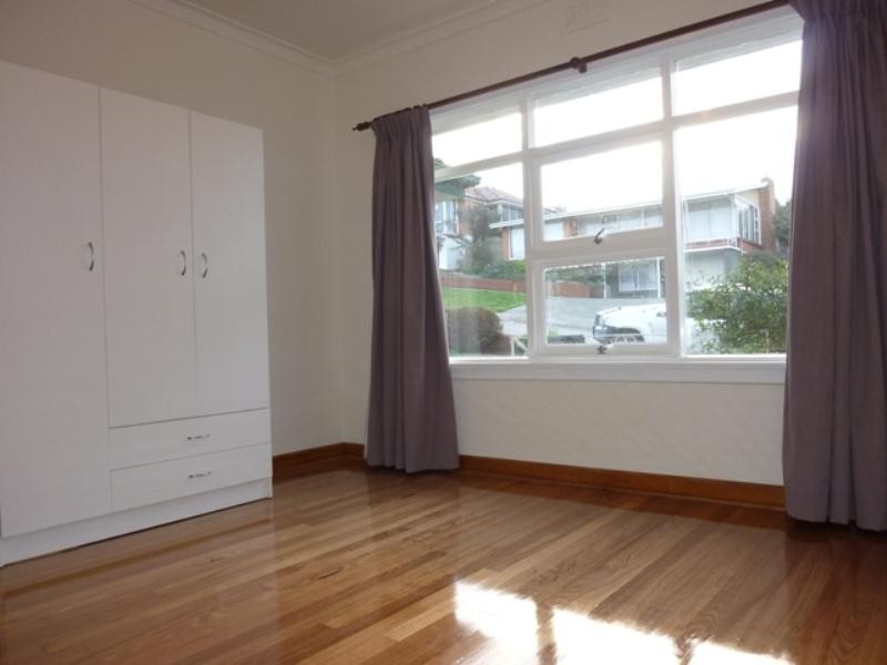 Kings Meadows TAS 7249