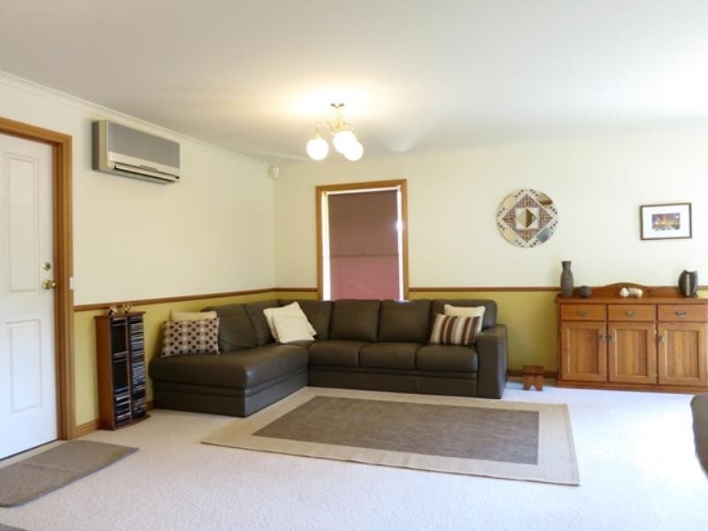 Blackstone Heights TAS 7250