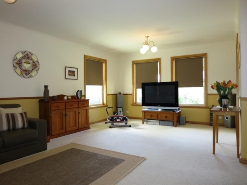 Blackstone Heights TAS 7250