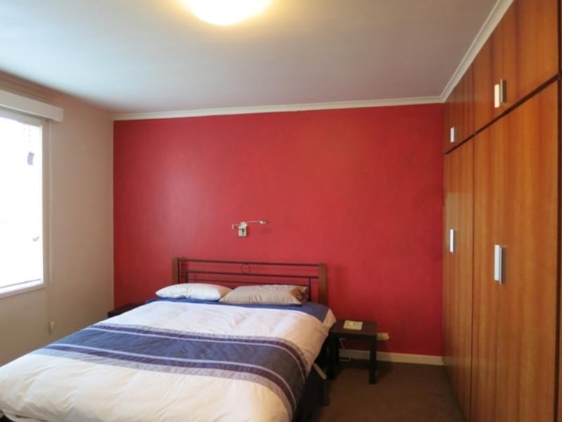 Newstead TAS 7250