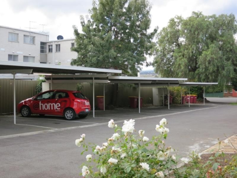 Newstead TAS 7250