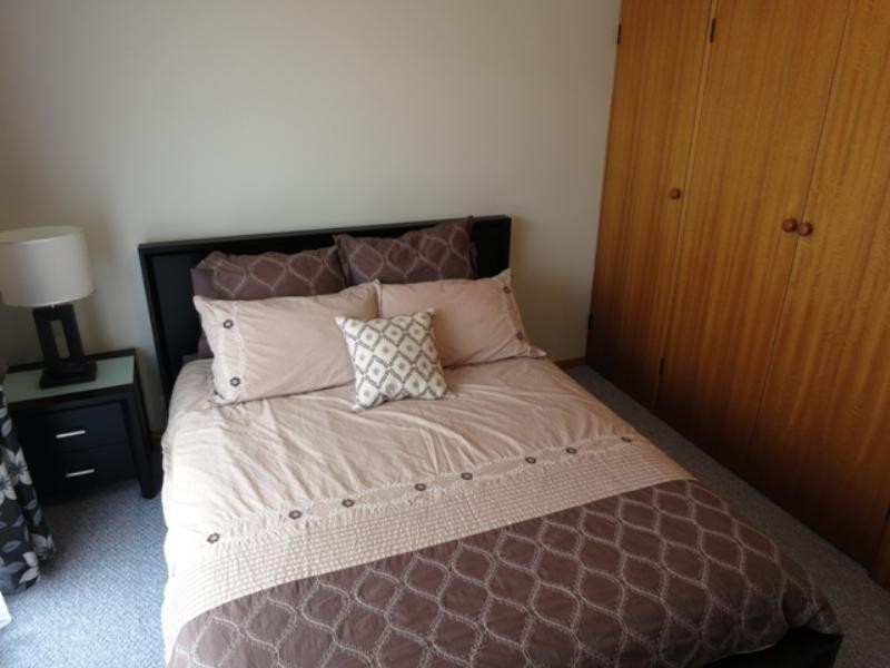 Summerhill TAS 7250