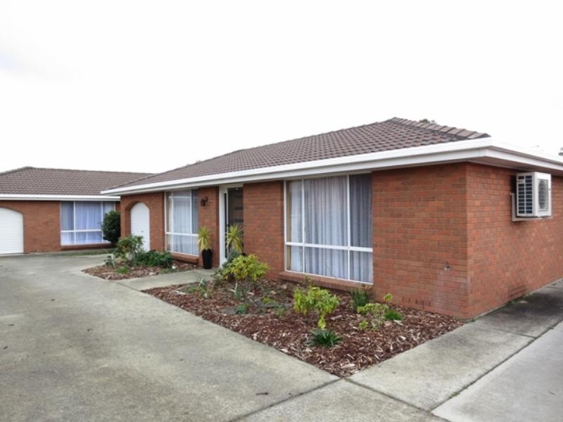 Summerhill TAS 7250