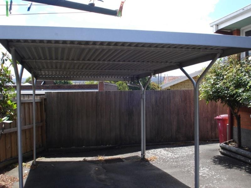 Newstead TAS 7250