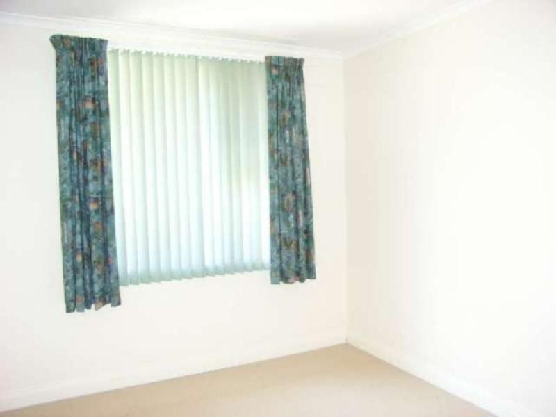 Newstead TAS 7250