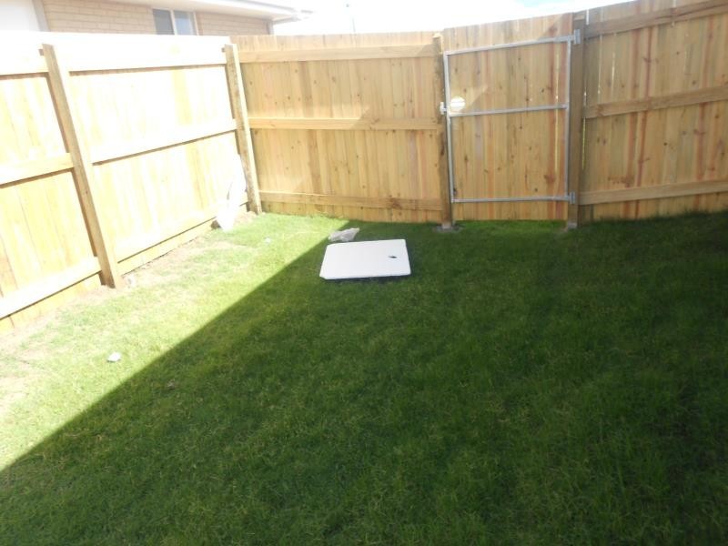 11 TAWNEY ST, Lowood QLD 4311