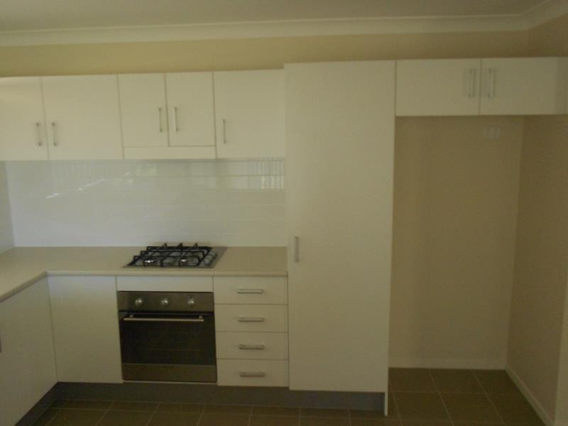 11 TAWNEY ST, Lowood QLD 4311