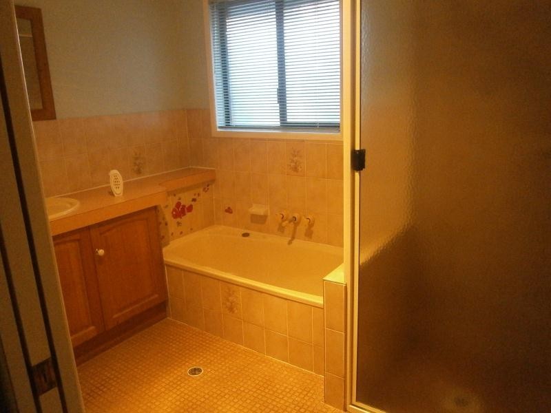 Glenore Grove QLD 4342