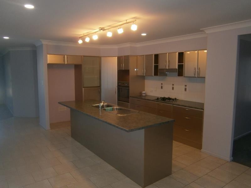 Kensington Grove QLD 4341