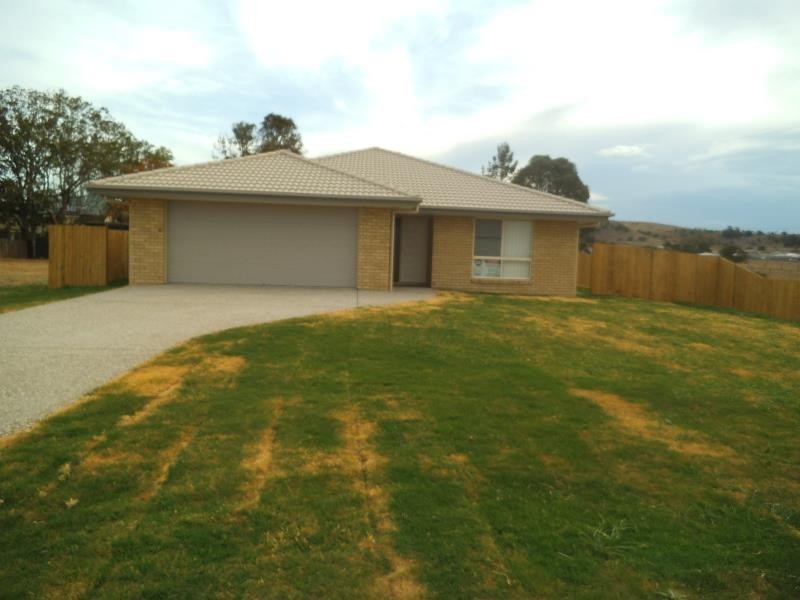 29 Williams Street, Lowood QLD 4311