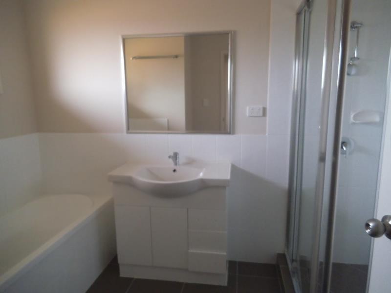 29 Williams Street, Lowood QLD 4311