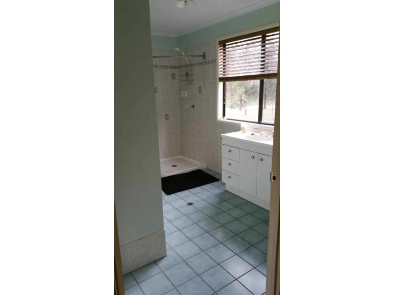 13 Jims Road West, Blenheim QLD 4341