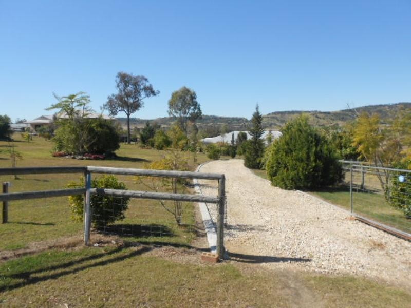 27 Graham Court, Hatton Vale QLD 4341