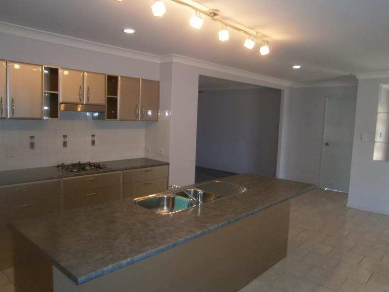 Kensington Grove QLD 4341