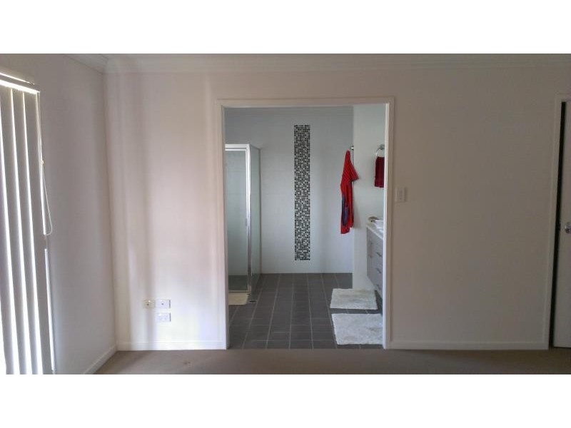 Kensington Grove QLD 4341