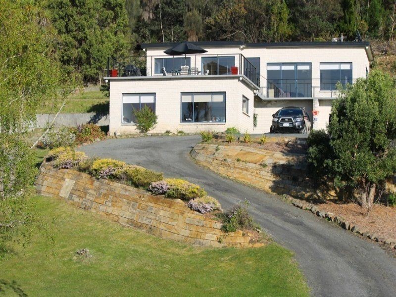 9 Tasman Highway, Orford TAS 7190