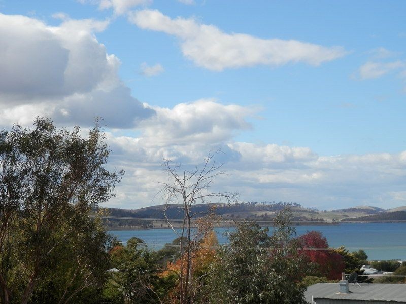 7 Seaview Crescent, Orford TAS 7190