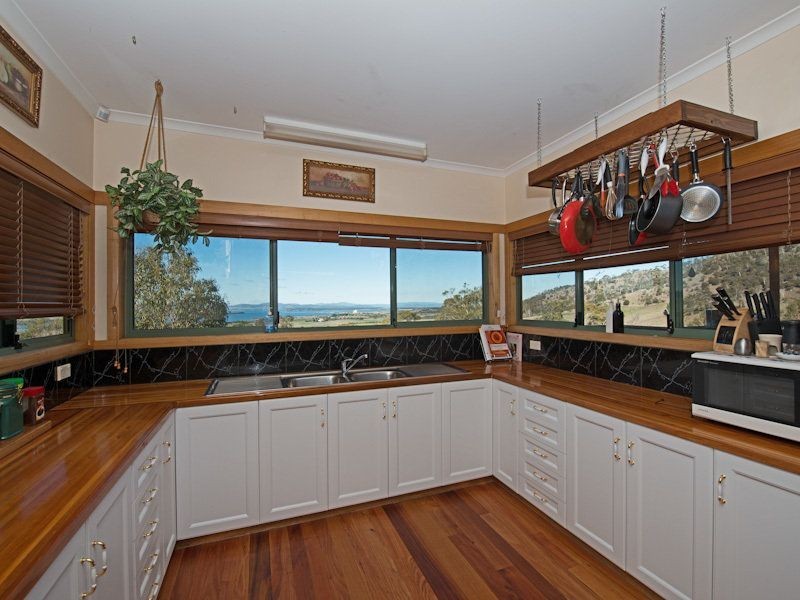 73 Thomas st, Dulcot TAS 7025