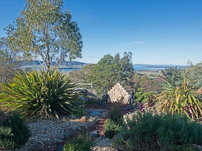 73 Thomas st, Dulcot TAS 7025