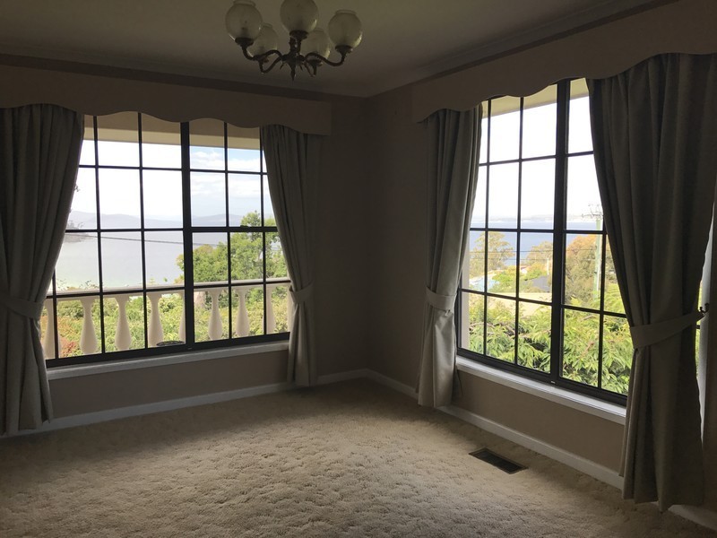 4 Auburn Road, Kingston Beach TAS 7050