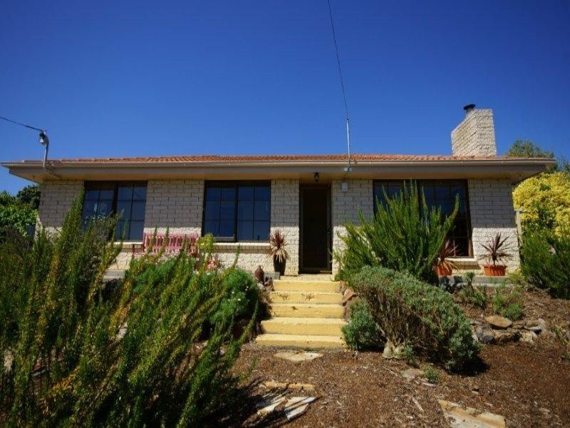 12 Waterview Court, Midway Point TAS 7171