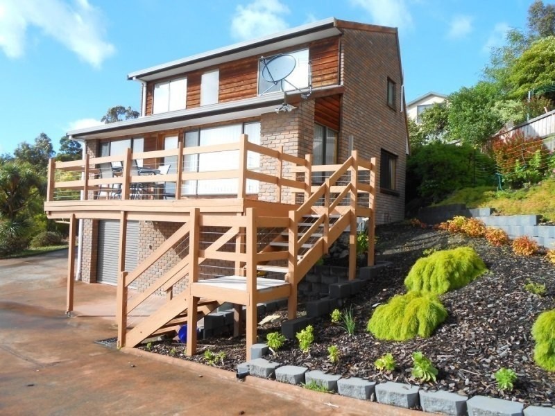 1/2 Kingsley Avenue, Sandy Bay TAS 7005