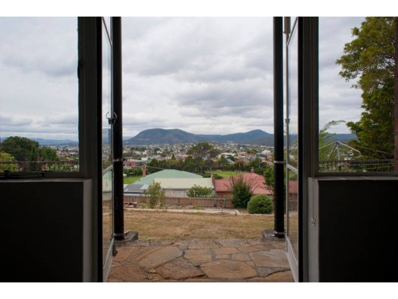 1/27 Joynton Street, New Town TAS 7008