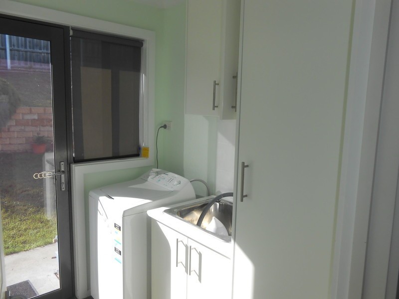 2/644 Oceana Drive, Tranmere TAS 7018