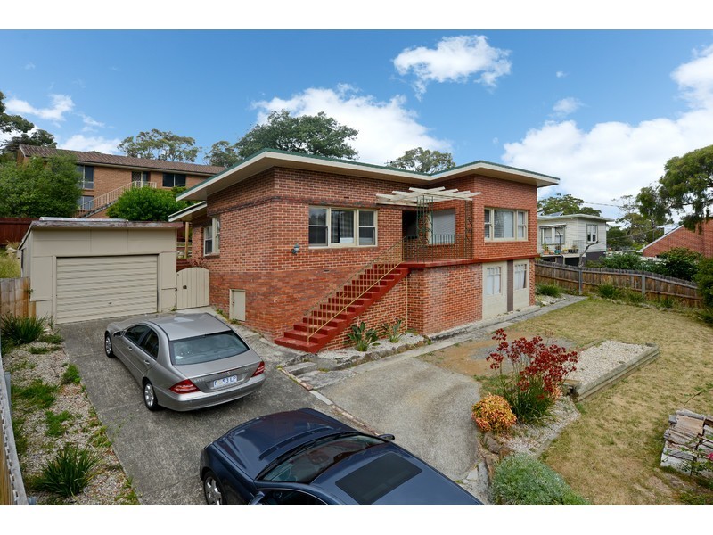 110 Clinton Road, Geilston Bay TAS 7015