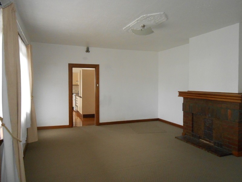 359 Brooker Highway, Lutana TAS 7009