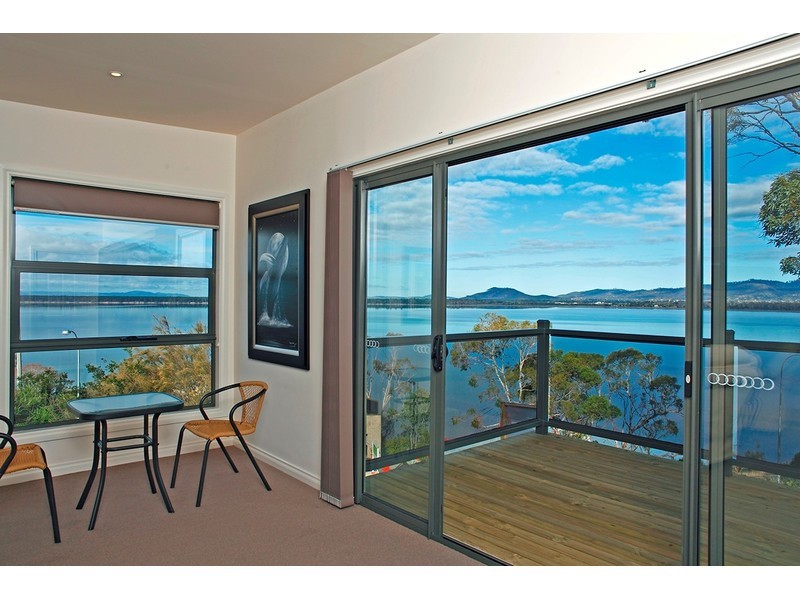 1-7/4 Higson Street, Midway Point TAS 7171