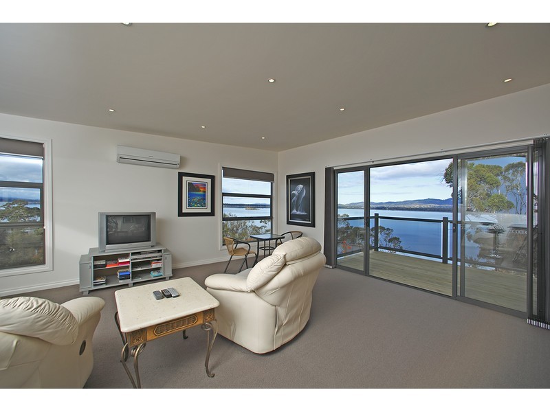1-7/4 Higson Street, Midway Point TAS 7171
