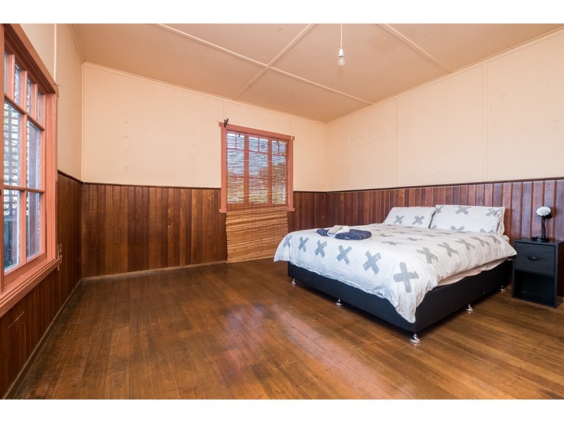 50 Roslyn Avenue, Kingston Beach TAS 7050