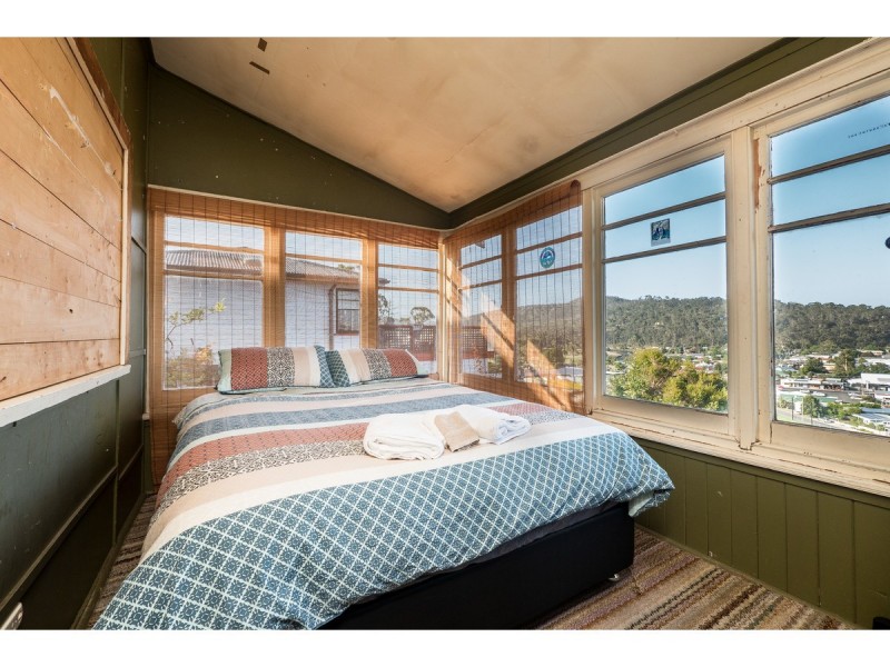 50 Roslyn Avenue, Kingston Beach TAS 7050