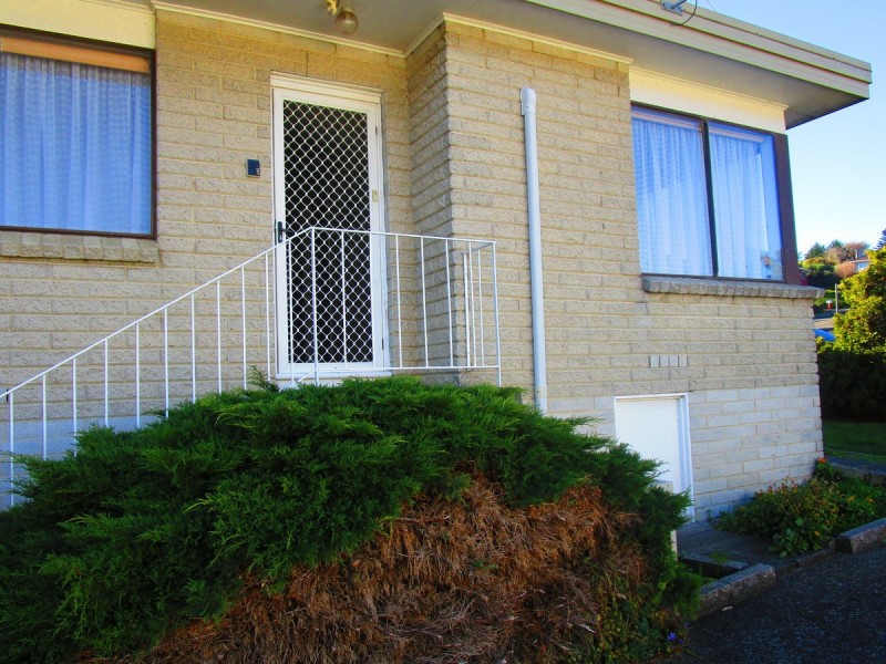1/3 Kirkland Street, Glenorchy TAS 7010