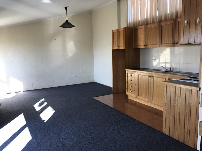 2/1 Tanina Street, Kingston Beach TAS 7050