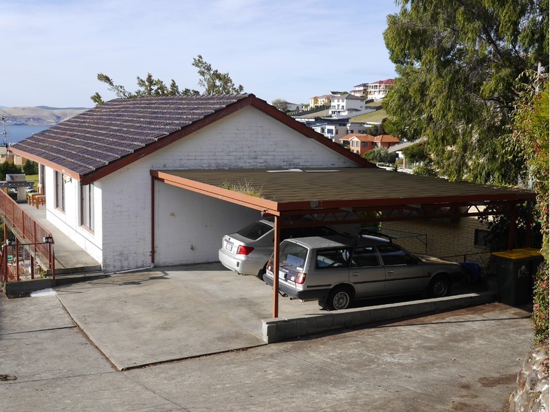 12B Ascot Avenue, Sandy Bay TAS 7005