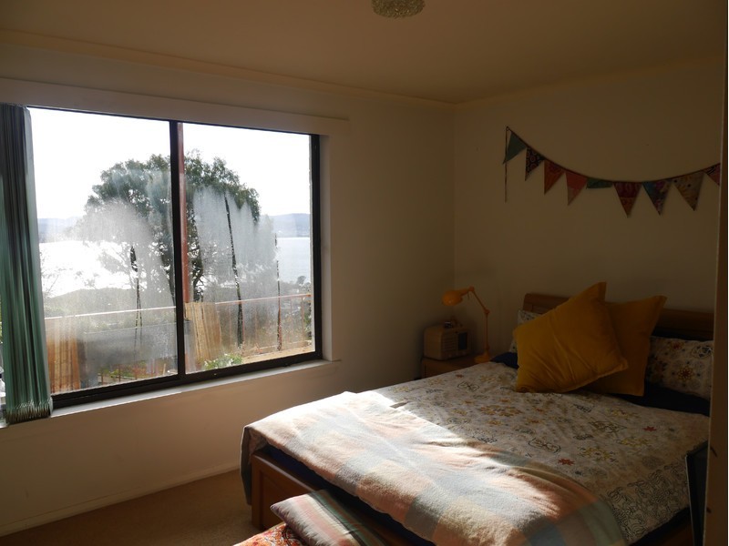 12B Ascot Avenue, Sandy Bay TAS 7005