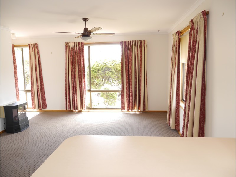 14/11a Charles Street, Orford TAS 7190